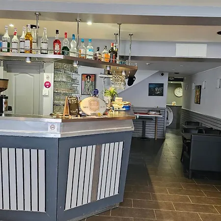 酒店 La Poterne Du Roy