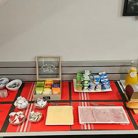 酒店 La Poterne Du Roy 3*