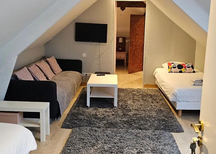 Szálloda La Poterne Du Roy 3*